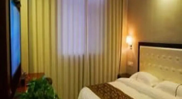 Super 8 by Wyndham Jintan Dong Huan Er Lu, Prenota Hotel Jintan Jiangsu