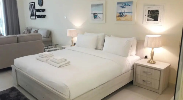Yanjoon Holiday Homes - Palm Views