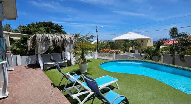 Villa Raven`s Paradise (Gris)