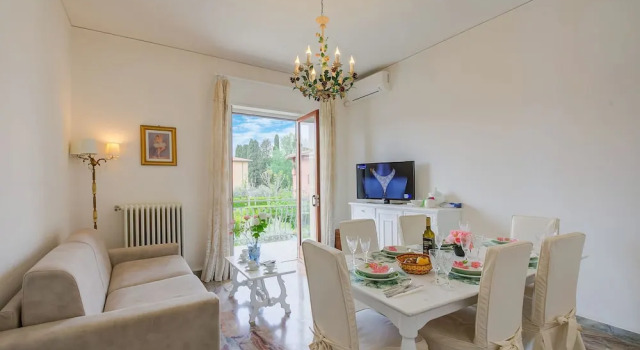 Casa Milly in Desenzano del Garda, Забронировать Апартаменты/квартира Дезенцано-дель-Гарда озеро Гарда