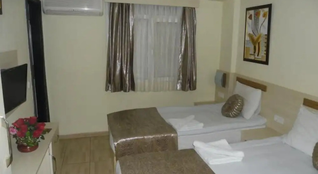 Двухместный номер Economy c 1 комнатой с видом на город Olimpiyat Hotel Izmir
