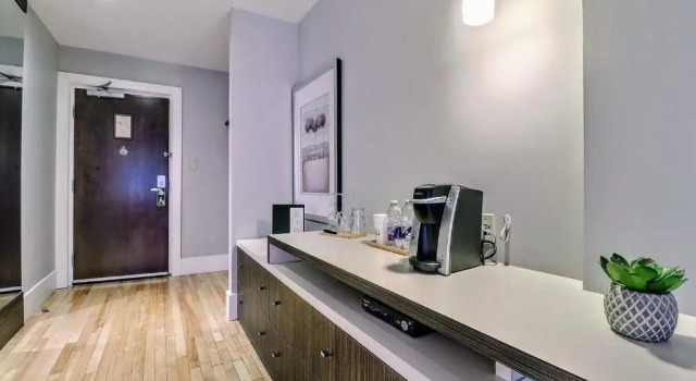 Люкс Standard St James Gate by Bower Boutique Hotels