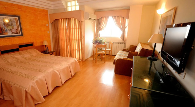 Alaska Inn Hotel, Rezervovat Hotel Metula 