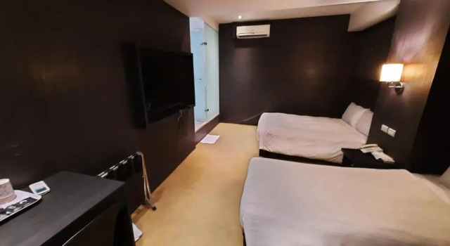 Standard Dreier Zimmer mit Stadtblick Gugis Inn