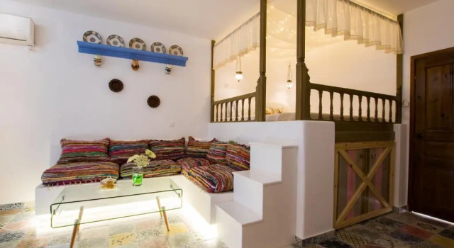 Gorgona Traditional Studio, Забронировать Апартаменты/квартира Отели Карпатоса с парковкой, Парковка