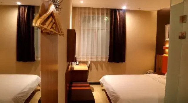 7 Days Premium Hotel （Shijiazhuang People's Hospital  100 FUN city ）, Book Hotel Shijiazhuang Hebei