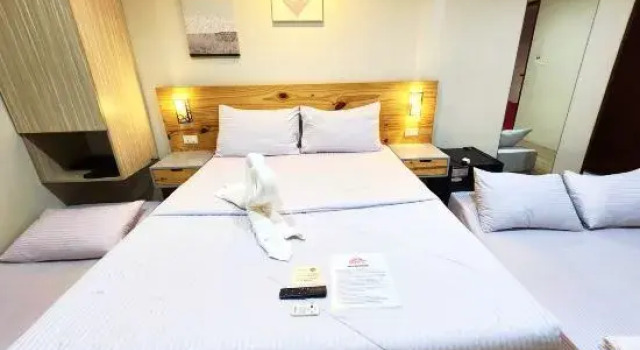 Номер Superior DLT Suites Cebu powered by Cocotel
