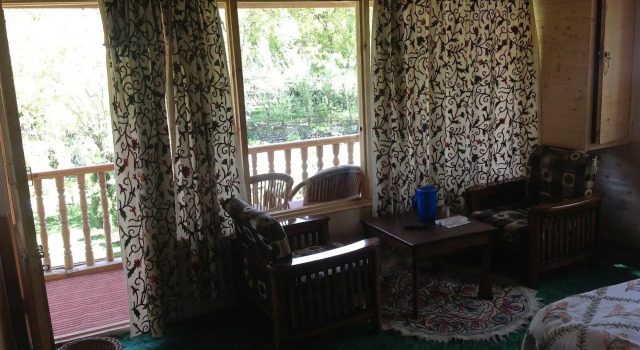 Himalaya House, Забронировать Отель Отели Пахалгам с бассейном, Бассейн