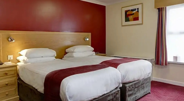 Номер Executive Burn Hall Hotel