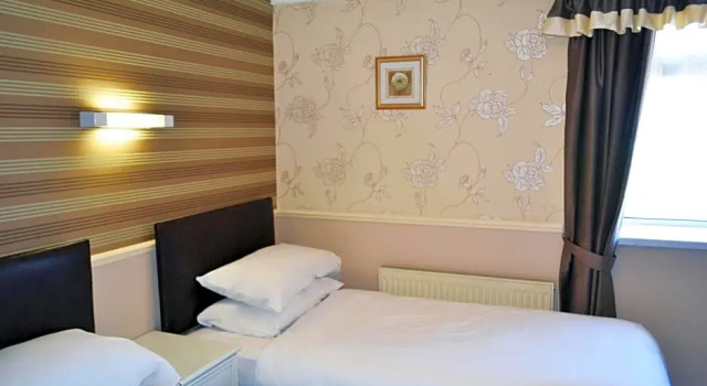 Номер Standard с видом на море Lyndene Hotel