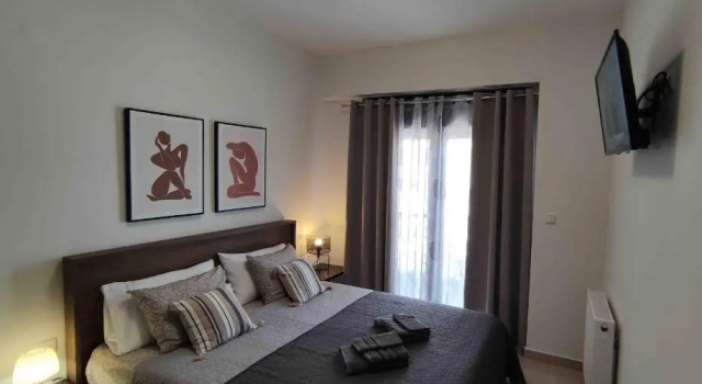 Grey Swan - Modern & Stylish apartment with Private Parking, Rezerwuj Apartament Hotele w Pelion z parkingiem, Parking