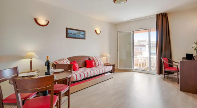 Апартаменты с 2 комнатами Zenitude Hôtel-Résidences Béziers Centre