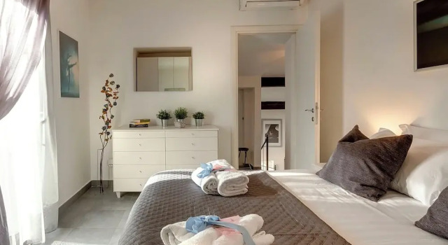 Mamo Florence - Alamanni Apartment, Забронировать Апартаменты/квартира Отели Флоренции с парковкой, рядом с Дворец Ручеллаи, Парковка