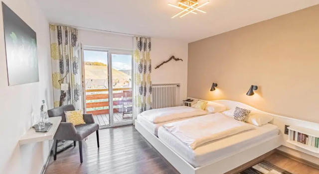 Номер Comfort Weinhotel Ayler Kupp