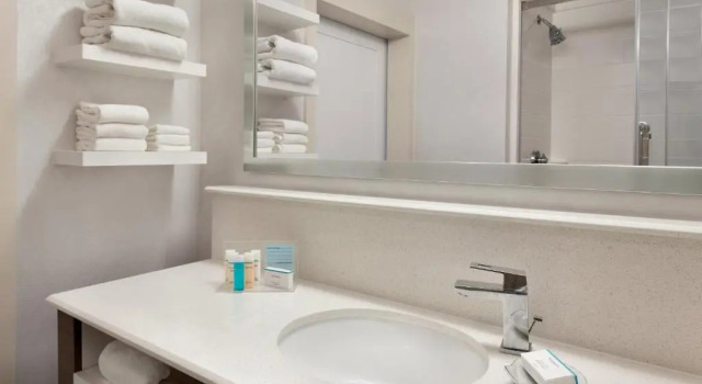 Двухместный люкс c 1 комнатой Hampton Inn Denville-Rockaway-Parsippany