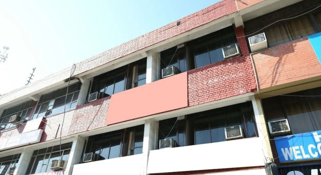 OYO 11371 Hotel M&V