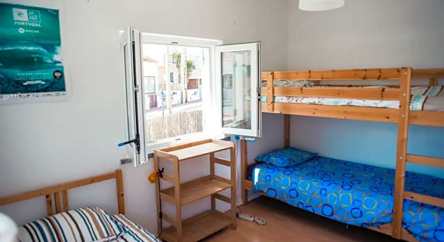 Native Surfhouse, Rezervovat Hotel Hotely v Oeste s parkováním, Parkování