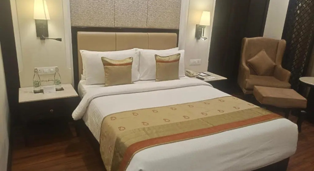 Номер Superior La Place Sarovar Portico