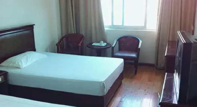 Номер Economy Zhecheng Jingmaowei Hotel (Huangshan Road)
