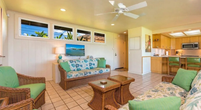 My Waii Beach Cottage by Coldwell Banker Island Vacations, Забронировать Дом для отпуска Коттеджи Мауи, Коттедж