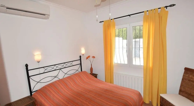 Sea Breeze Villa Escape, Забронировать Вилла Отели Бениса 3 звезды, 3*