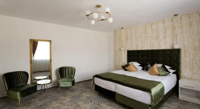 Sentir Hotel, Book Hotel Gura Humorului 