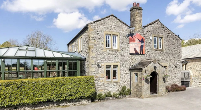 Gamekeepers Inn, Boek Hotel Hotels in Merseyside met zwembad, Zwembad