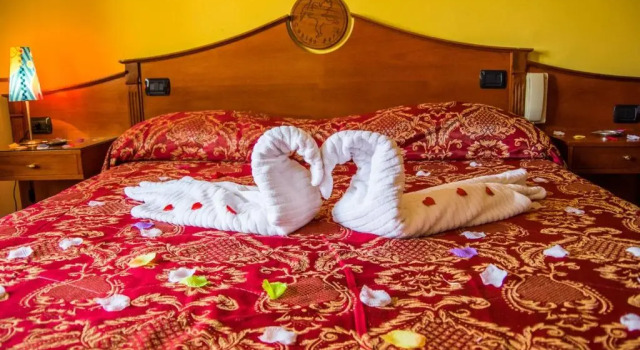 Cupido Park, Prenota Hotel Licola Campania