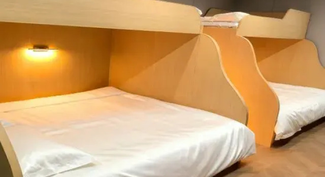 Кровать в общем номере Taikongmao E-Sports Hotel