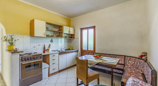Апартаменты Economy Apartment Lorencin Milka