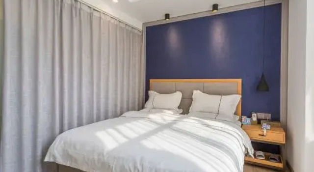 Shengjia Theme Hotel (Guangzhou Dashi Metro Station)
