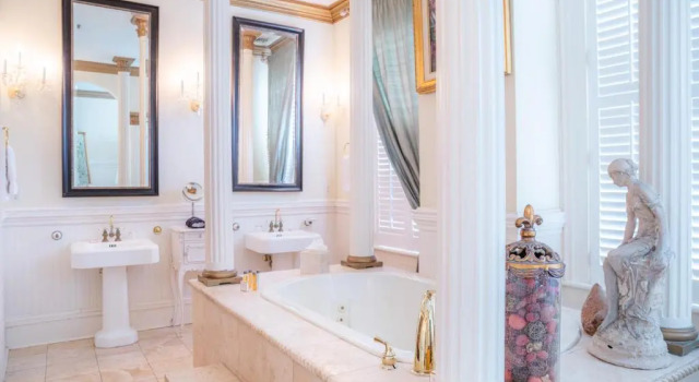Люкс Deluxe Justine Inn Savannah