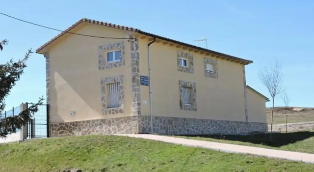 Albergue Peña Redonda, Забронировать Отель Кастрехон-де-ла-Пенья Паленсия