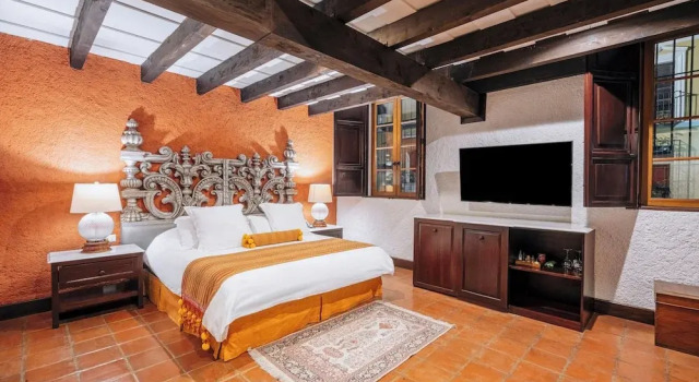 Полулюкс Las Cruces Boutique Hotel