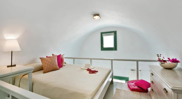 Aura Marina Apartments Santorini