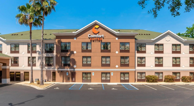 Comfort Suites Tallahassee, Book Hotel Hoteller i Panhandle Florida med morgenmad, Morgenmad