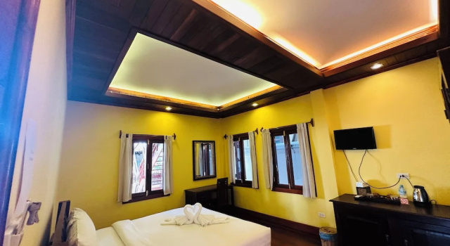 Двухместный номер Deluxe с балконом Villa Phonethip Mekong Riverside