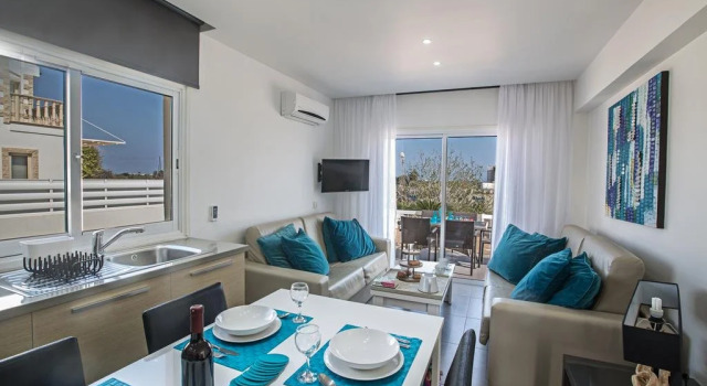 Nicholas Seaview Apartments