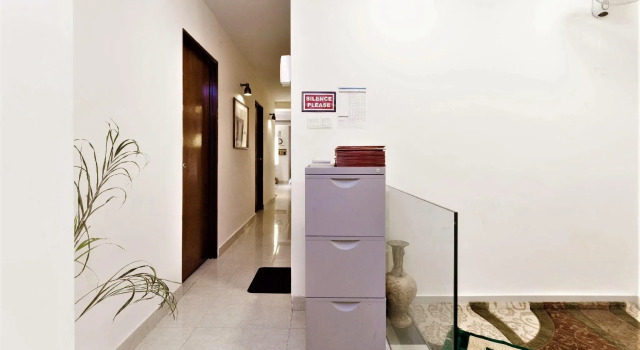 ZEN Rooms Basic Bukit Bintang, Забронировать Отель Отели Куала-Лумпура с парковкой, рядом с Dinner In The Sky Malaysia, Парковка