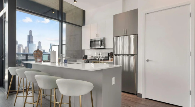Cloud9 6 apt for 30ppl Fulton Market The Nouveau