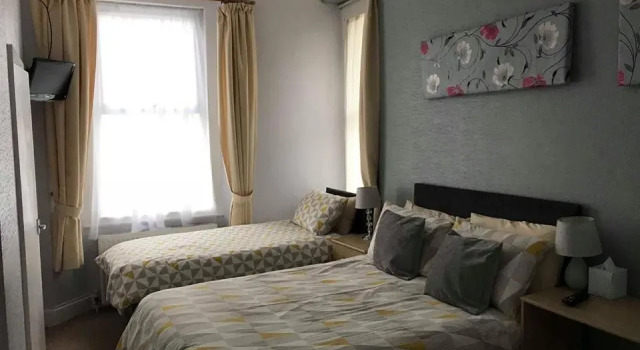 Номер Standard The Grove FREE ON SITE PARKING