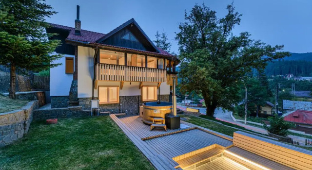 Коттедж Blend Mountain Villa