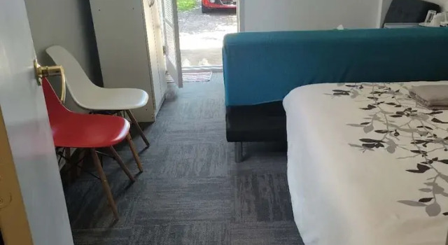 1 Double and 1 sofa bed Studio