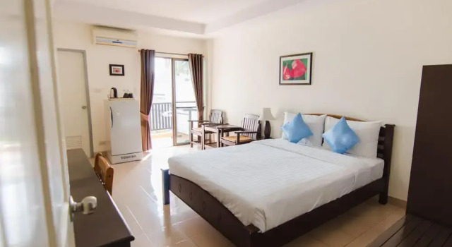 Номер Economy The Social Club Coliving & Coworking