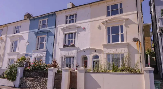 6 Gloster Terrace