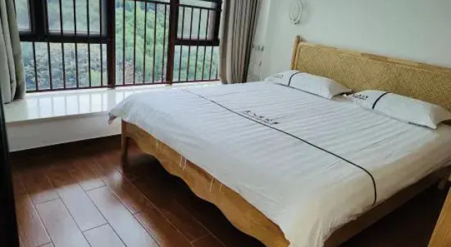 Люкс с 3 комнатами с балконом и с видом на море Mermaid Apartment