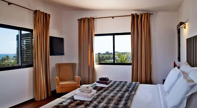 Номер Standard с балконом Luxury Villa Heated Pool, walk to São Rafael Beach, Albufeira