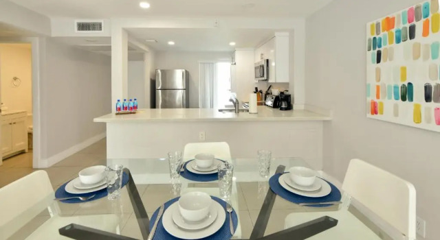 Designer River View Apartments, Забронировать Апартаменты/квартира Форт-Лодердейл Broward County, рядом с Sistrink Marketplace &amp; Brewery
