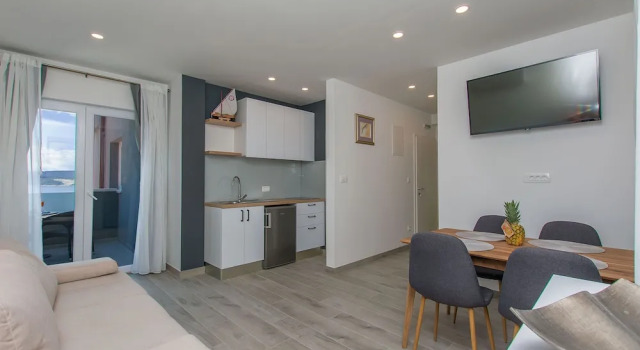 Apartment Marin, Rezerwuj Apartament Hotele w Split-Dalmatia County z parkingiem, Parking