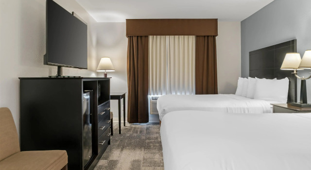 Четырёхместный номер Standard Best Western Lakewinds